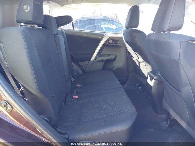 Toyota RAV4 LE 2018 2T3ZFREV1JW457959 Image 8