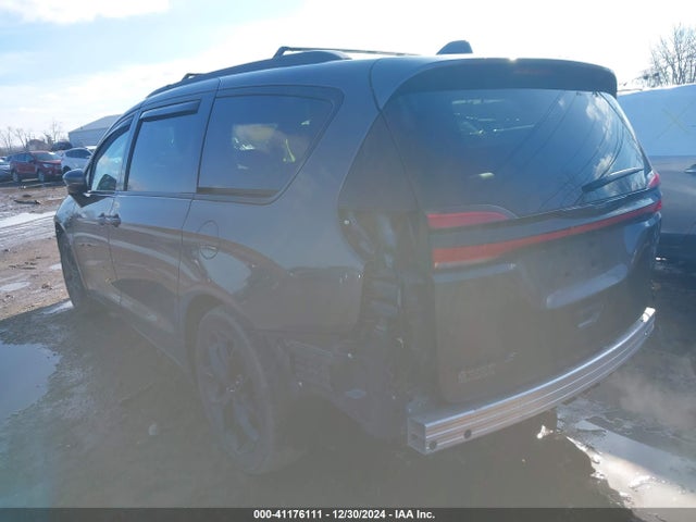 2C4RC1BG5MR560977 Chrysler Pacifica Touring L