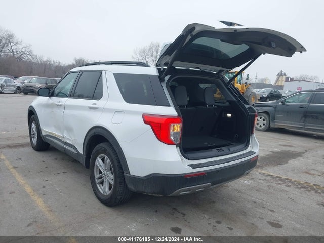 Ford EXPLORER XLT 2023 1FMSK8DH5PGB62592 Image 3