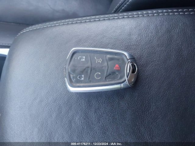 3GYFNEE35GS541070 Cadillac Srx Luxury Collection