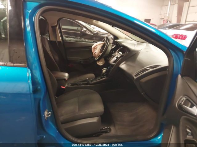 1FADP3K23FL313845 Ford FOCUS SE