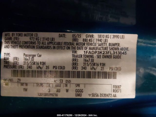 1FADP3K23FL313845 Ford FOCUS SE