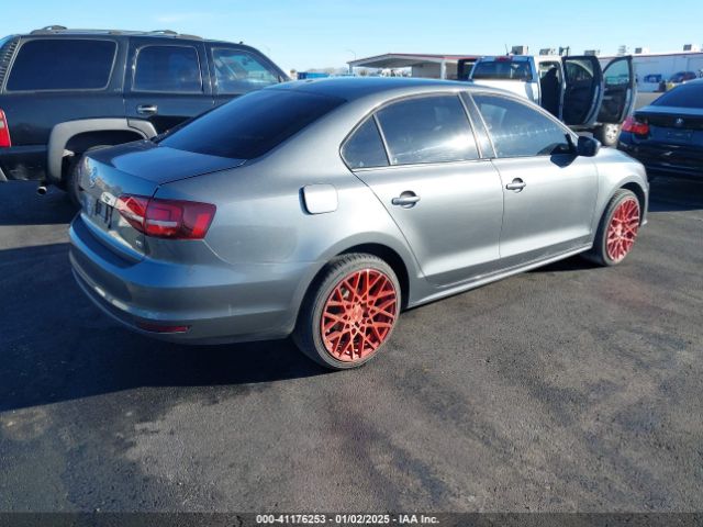 3VW2B7AJ4JM251635 Volkswagen Jetta 1.4t S