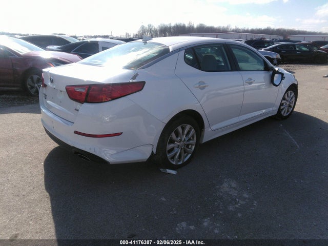 5XXGM4A7XEG314217 KIA Optima Lx