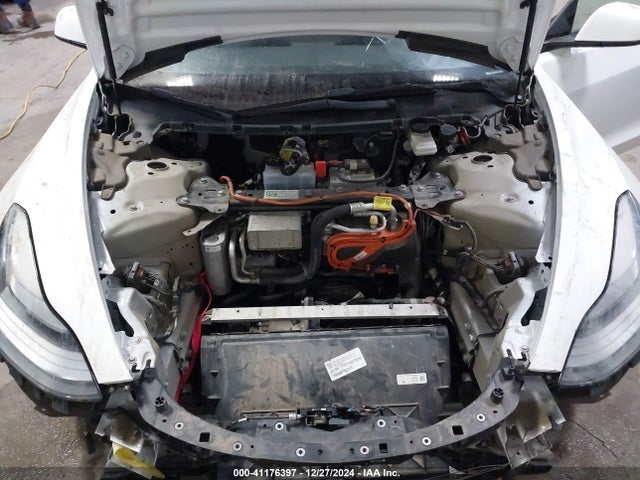 2022 TESLA MODEL 3 5YJ3E1EBXNF182300 Photo 9