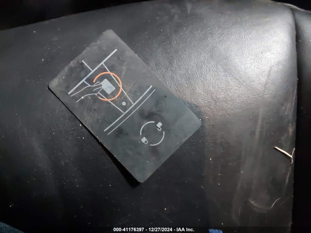 2022 TESLA MODEL 3 5YJ3E1EBXNF182300 Photo 10