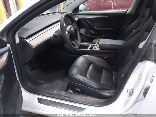 2022 TESLA MODEL 3 5YJ3E1EBXNF182300 Photo 4