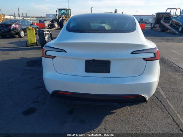 5YJ3E1EA0RF826237 Tesla MODEL 3
