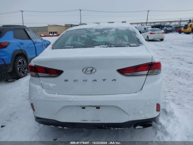 5NPE24AF3KH813042 Hyundai SONATA SE