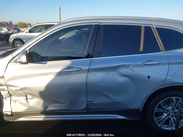 BMW X1 Xdrive28i 2016 WBXHT3Z37G4A49357 Image 14