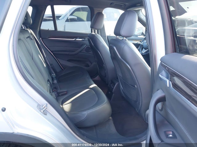 BMW X1 Xdrive28i 2016 WBXHT3Z37G4A49357 Image 8