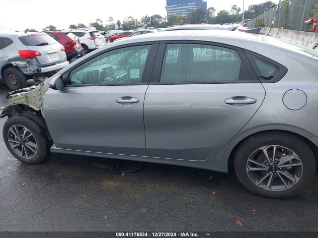 KIA Forte Lxs 2024 3KPF24AD9RE791890 Image 15