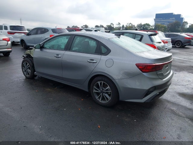 KIA Forte Lxs 2024 3KPF24AD9RE791890 Image 3