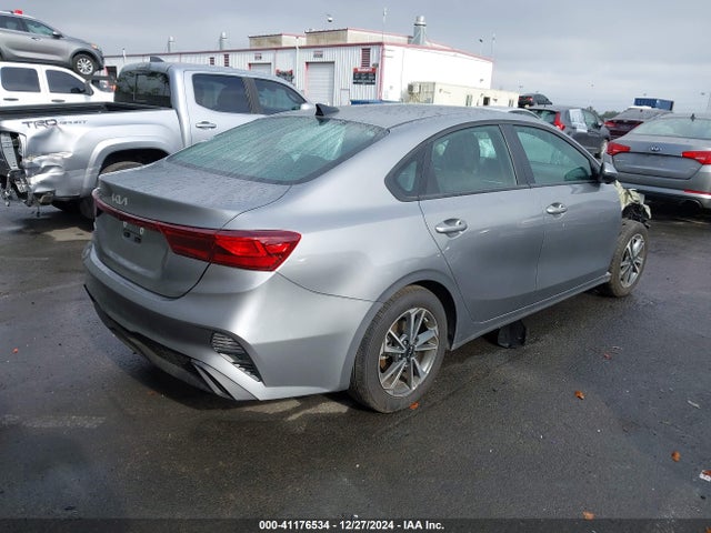 KIA Forte Lxs 2024 3KPF24AD9RE791890 Image 4