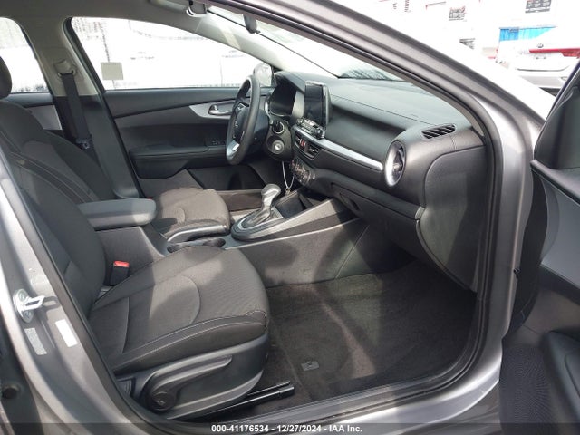 KIA Forte Lxs 2024 3KPF24AD9RE791890 Image 5