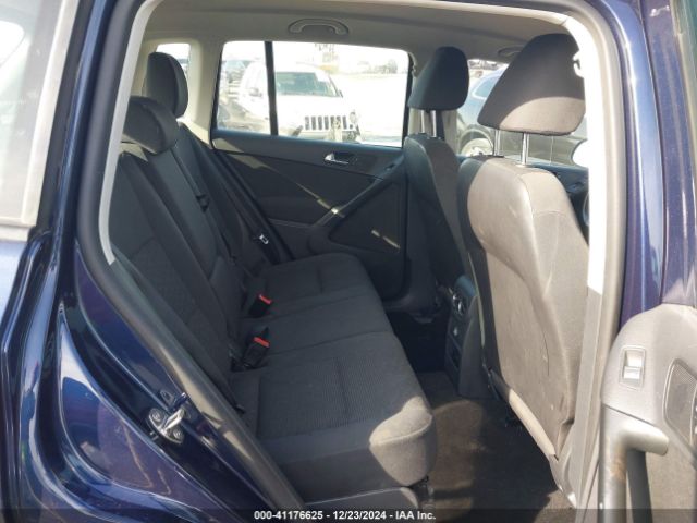WVGAV7AX3FW599374 Volkswagen TIGUAN S