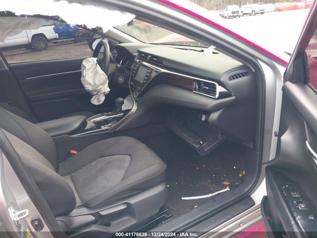 Toyota CAMRY LE 2018 4T1B11HK3JU079865 Image 5