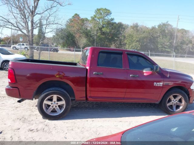 1C6RR7KT4JS286641 RAM 1500 Express  4x4 5'7 Box