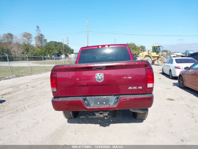 1C6RR7KT4JS286641 RAM 1500 Express  4x4 5'7 Box