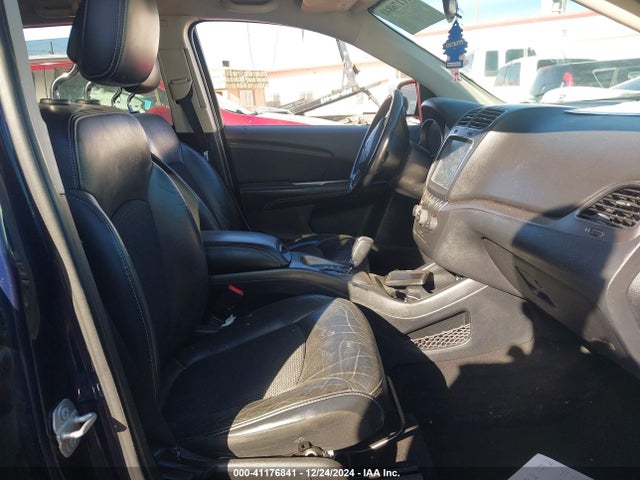 3C4PDCGGXJT501005 Dodge Journey Crossroad