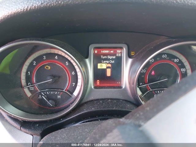 3C4PDCGGXJT501005 Dodge Journey Crossroad