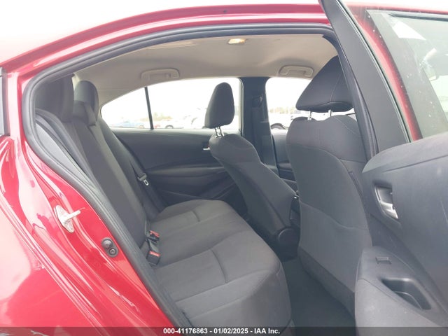 JTDEPRAE9LJ044593 Toyota COROLLA LE