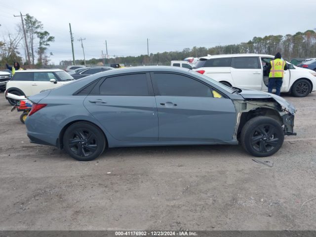 KMHLM4AJ8PU046321 Hyundai Elantra Hybrid Blue