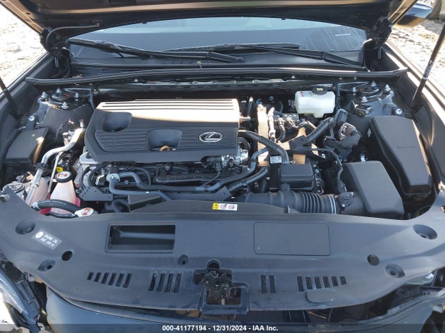 58AEA1C12RU045433 Lexus Es 300h Luxury