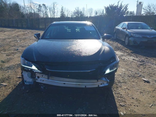 58AEA1C12RU045433 Lexus Es 300h Luxury