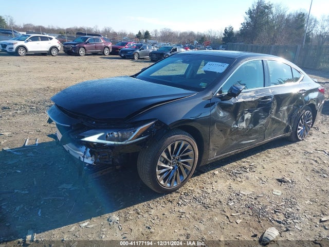 58AEA1C12RU045433 Lexus Es 300h Luxury