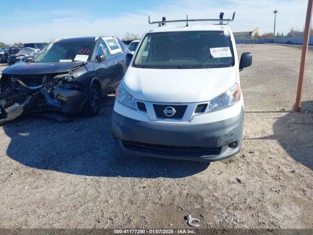 3N6CM0KN4HK708196 Nissan Nv200 S