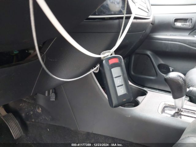 JA4AD3A35EZ018199 Mitsubishi Outlander Se