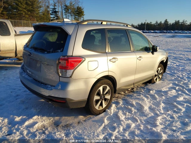 JF2SJAGC1JH463460 Subaru Forester 2.5i Premium