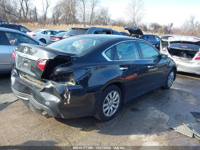 Nissan Altima 2.5 S 2018 1N4AL3AP2JC475793 Image 4