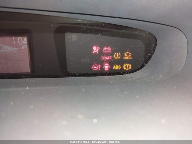 Toyota Prius Two 2014 JTDKN3DUXE1737913 Image 7