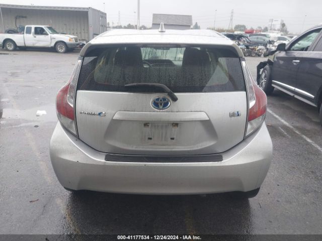 JTDKDTB39F1101482 Toyota Prius C One