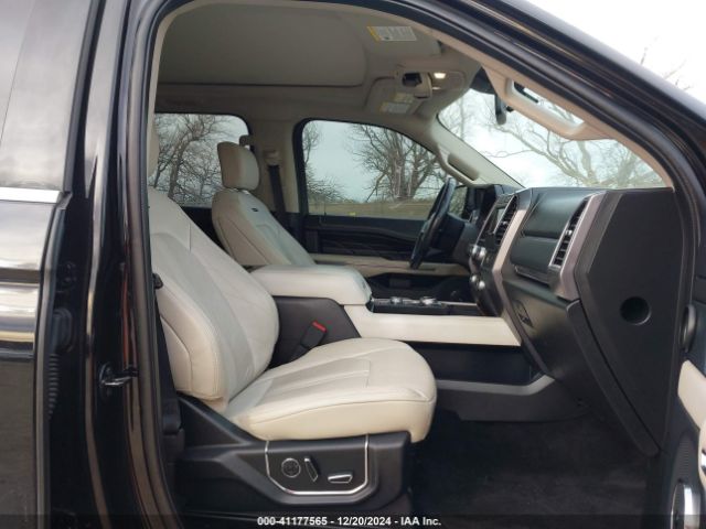 1FMJU1MT0JEA07565 Ford Expedition Platinum