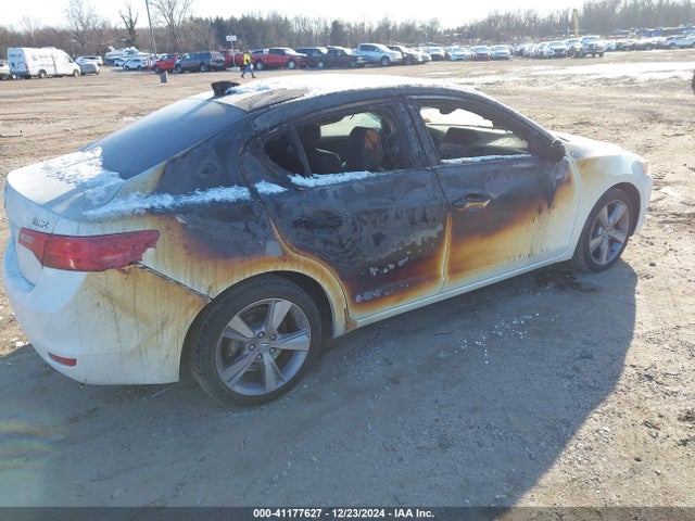 19VDE1F32EE001314 Acura Ilx 2.0l