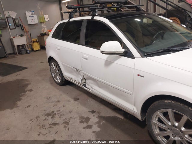 2010 AUDI A3 WAUMFAFM6AA176477 Photo 5