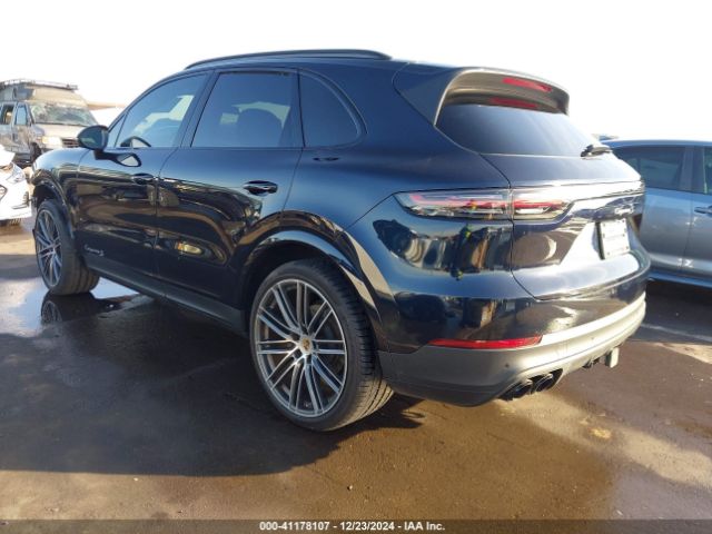 2023 PORSCHE CAYENNE WP1AB2AY3PDA15222 Photo 2