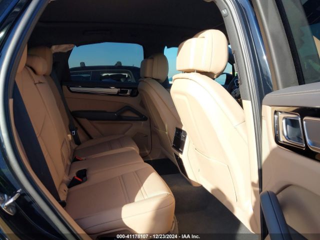 2023 PORSCHE CAYENNE WP1AB2AY3PDA15222 Photo 7