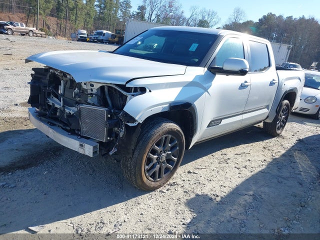 Toyota Tundra Platinum 2024 5TFNA5DB4RX130069 Image 2
