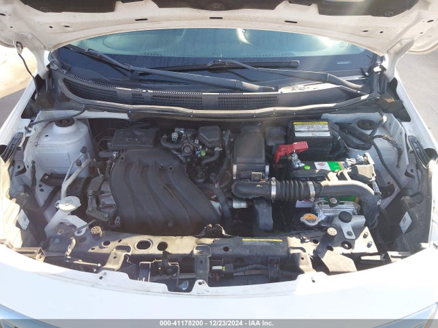 Nissan Versa 1.6 Sv 2018 3N1CN7AP1JK405932 Image 10