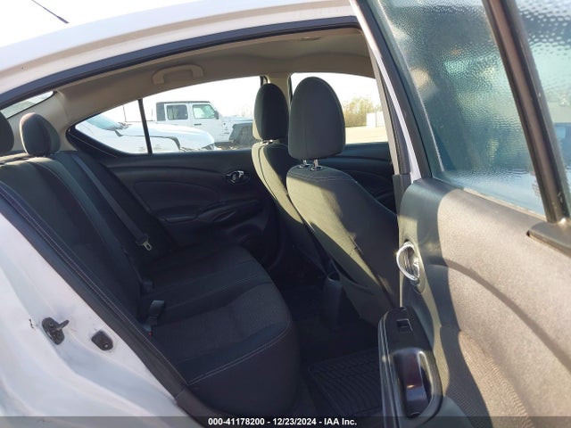 Nissan Versa 1.6 Sv 2018 3N1CN7AP1JK405932 Image 8