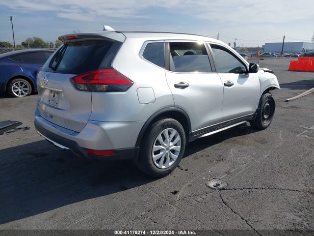Nissan ROGUE S 2017 5N1AT2MTXHC796354 Image 4