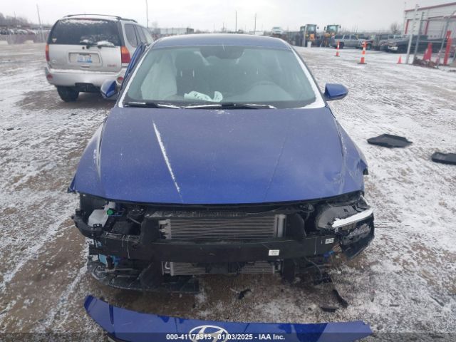 KMHLM4DJ1RU111315 Hyundai Elantra Hybrid Blue