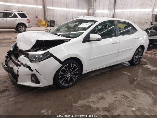 Toyota Corolla S Plus 2015 5YFBURHEXFP183021 Image 2