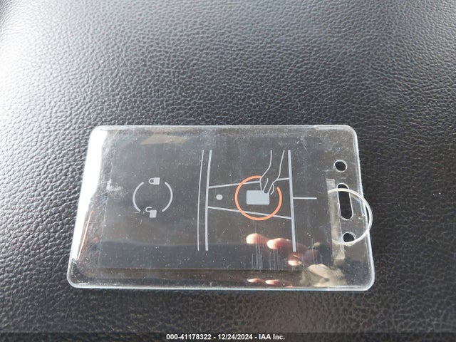 2020 TESLA MODEL Y 5YJYGDEE2LF044193 Photo 10