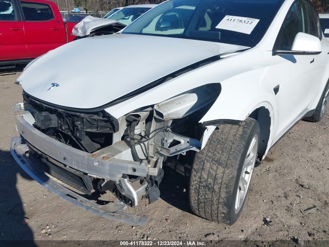 2020 TESLA MODEL Y 5YJYGDEE2LF044193 Photo 5