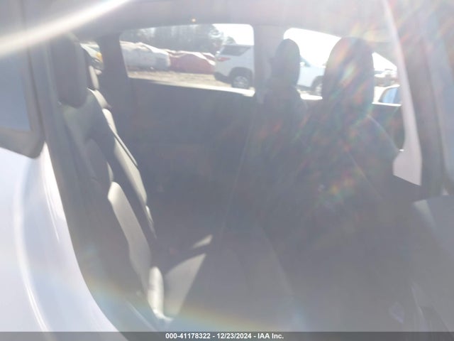 2020 TESLA MODEL Y 5YJYGDEE2LF044193 Photo 7